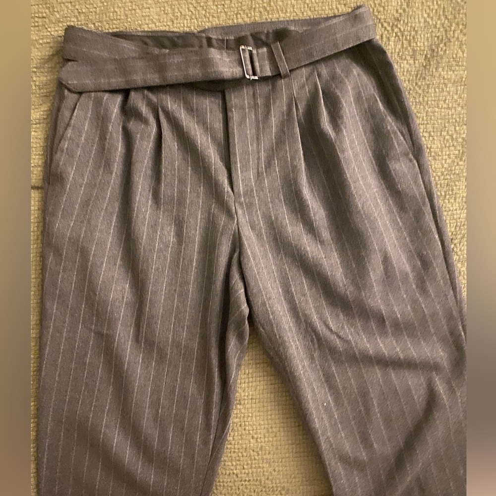 Express Belted slacks. Tapered 31x30